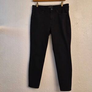 NWOT White House Black Market Black Skinny Ankle Stretch Jeans; Comfy Essential